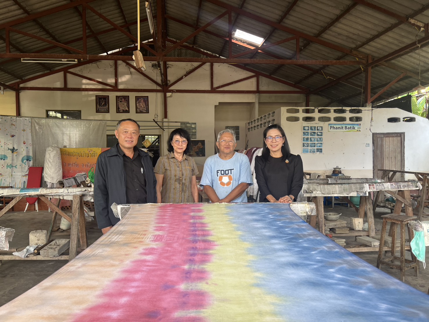 พช.แม่จัน : ลงพื้นที่เยี่ยมชมและติดตามการดำเนินงานของกลุ่มผู้ผลิต ผู้ประกอบการหนึ่งตำบล หนึ่งผลิตภัณฑ์ (OTOP)