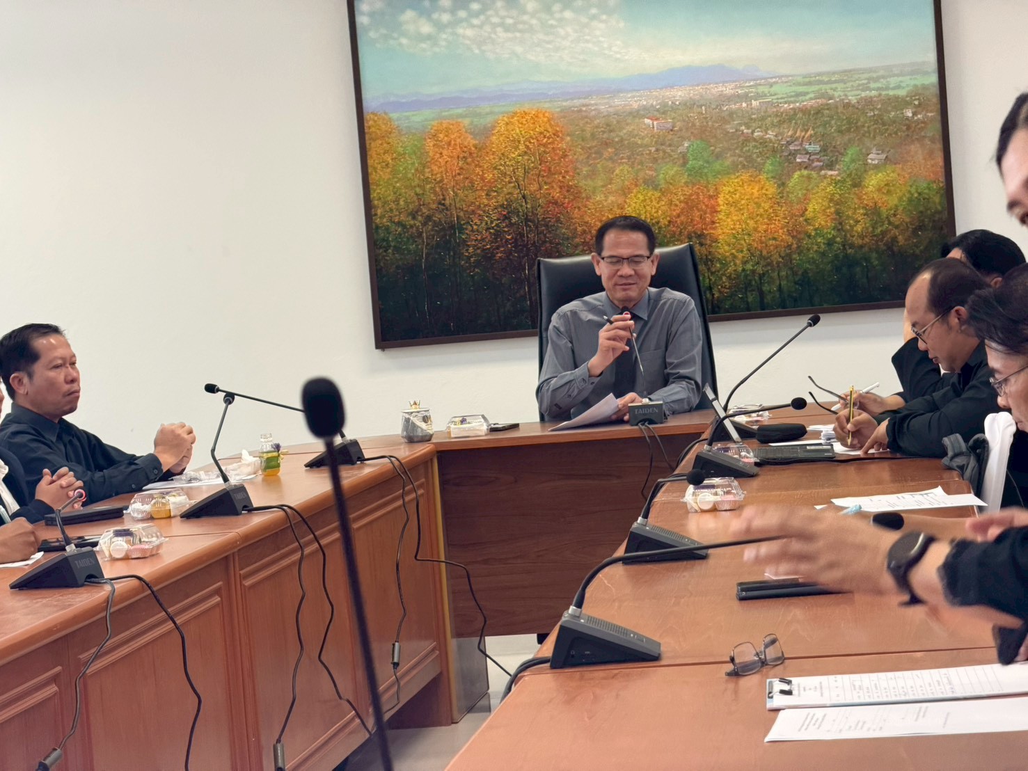 พช.แม่จัน : ประชุมคณะอนุกรรมการกองทุนพัฒนาบทบาทสตรี ครั้งที่ 2/2569